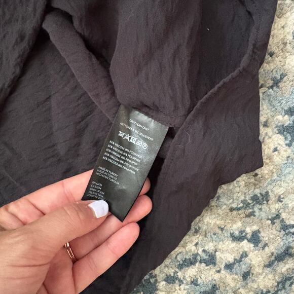 Anthropologie The Dylon Short-Sleeve Wide-Placket Top - Picture 7 of 7